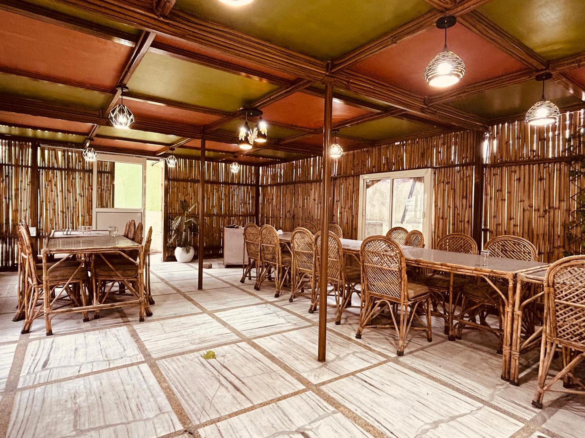 The For You Hotel & Restaurant ริชิเคช ภายนอก รูปภาพ
